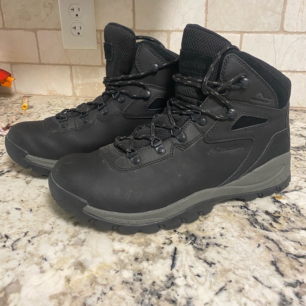 Columbia hiking/winter boots